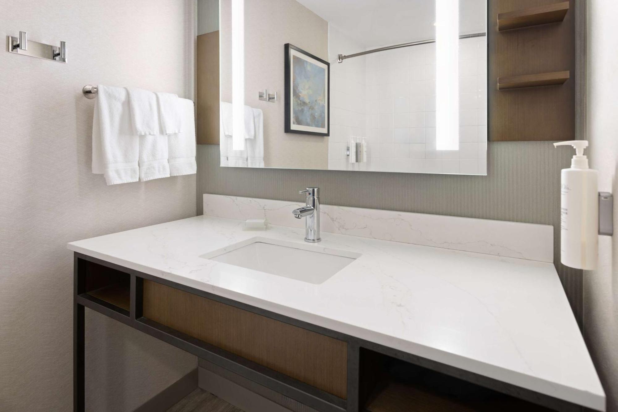 Hilton Garden Inn Winston-Salem/Hanes Mall Екстер'єр фото
